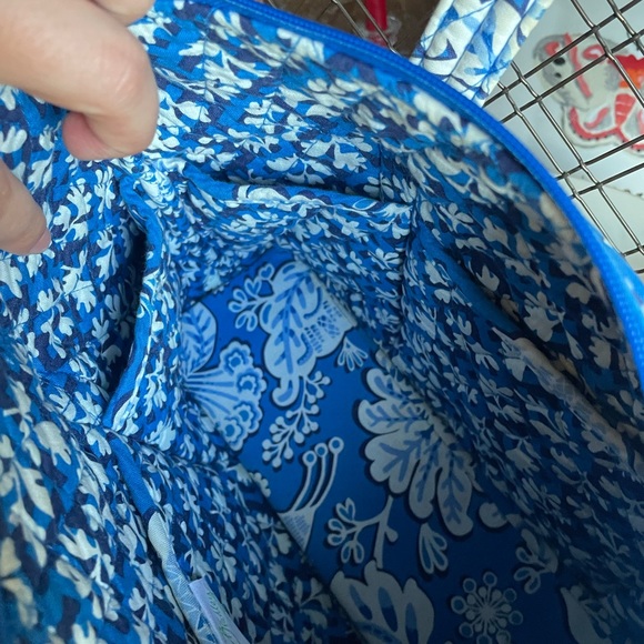 Quilted blue Vera Bradley Bag - Picture 13 of 15